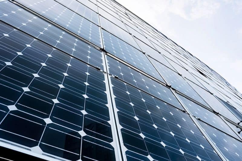 Les défis et perspectives pour le solaire en 2025