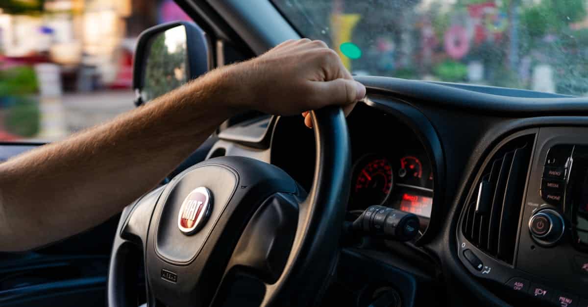 découvrez les technologies et innovations de la conduite autonome, révolutionnant la sécurité et le confort sur la route grâce à des véhicules intelligents et autonomes.