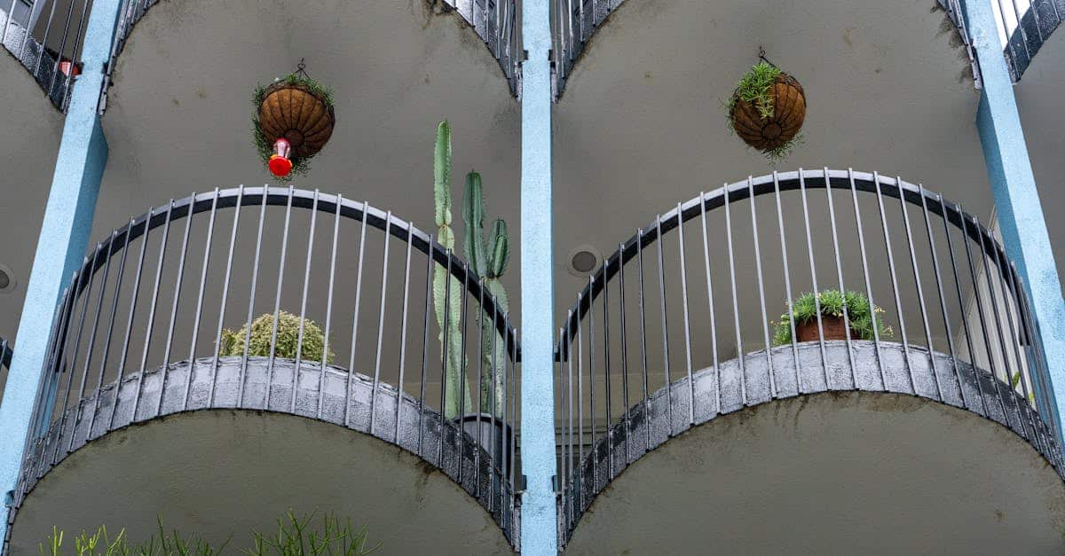 découvrez comment transformer votre balcon en un espace de vie agréable et fonctionnel grâce à nos conseils et idées d'aménagement.