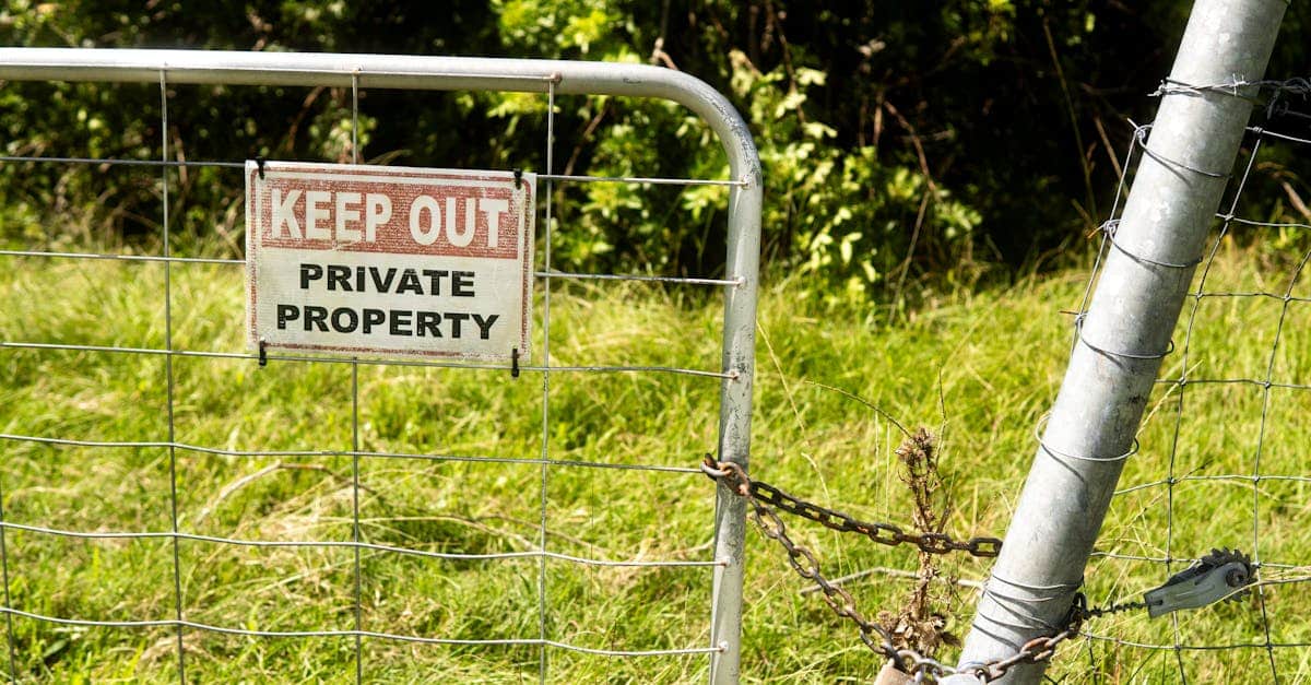 découvrez les restrictions d'utilisation des terres et leur impact sur l'aménagement du territoire, la protection de l'environnement et le développement durable.