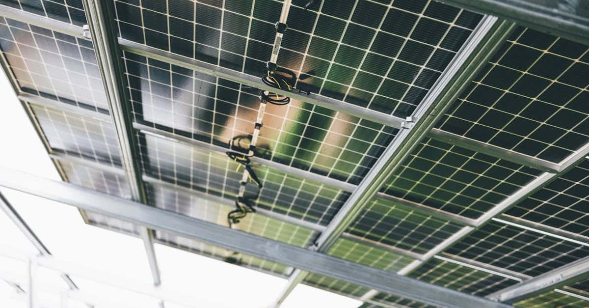 découvrez les panneaux photovoltaïques, une solution efficace et durable pour produire de l'énergie solaire propre et réduire votre empreinte écologique.