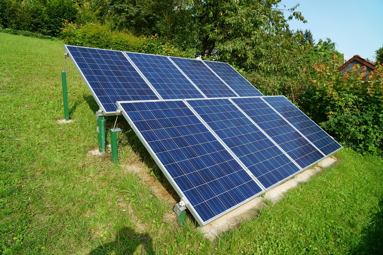 installation de parcs photovoltaïques : expertise et solutions clés en main pour produire une énergie solaire propre et durable.