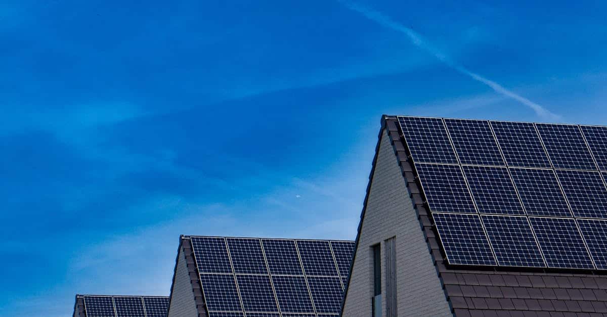 découvrez les solutions solaires résidentielles pour réduire votre facture d'électricité et adopter une énergie propre et durable chez vous.