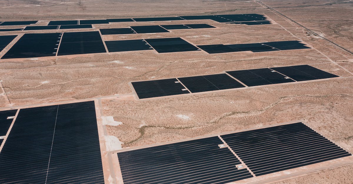 explorez l'installation et le fonctionnement des centrales solaires, une solution d'énergie renouvelable propre et durable.
