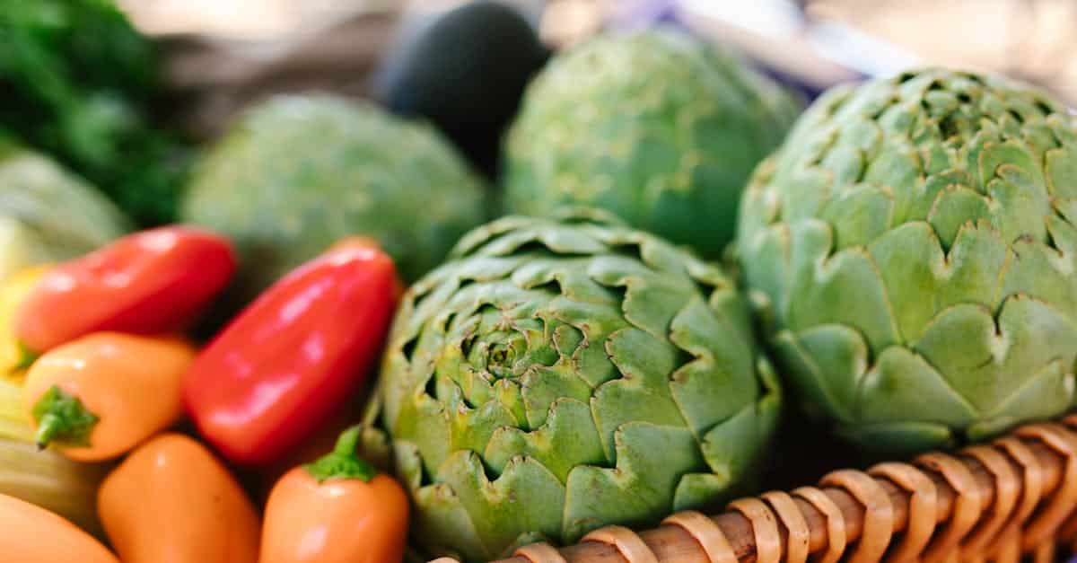 découvrez tout sur l'artichaut : ses bienfaits, comment le cuisiner et ses vertus pour la santé.