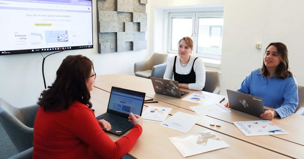 découvrez les meilleures pratiques pour organiser une réunion du cse efficace, avec conseils, agenda type et gestion des interventions.