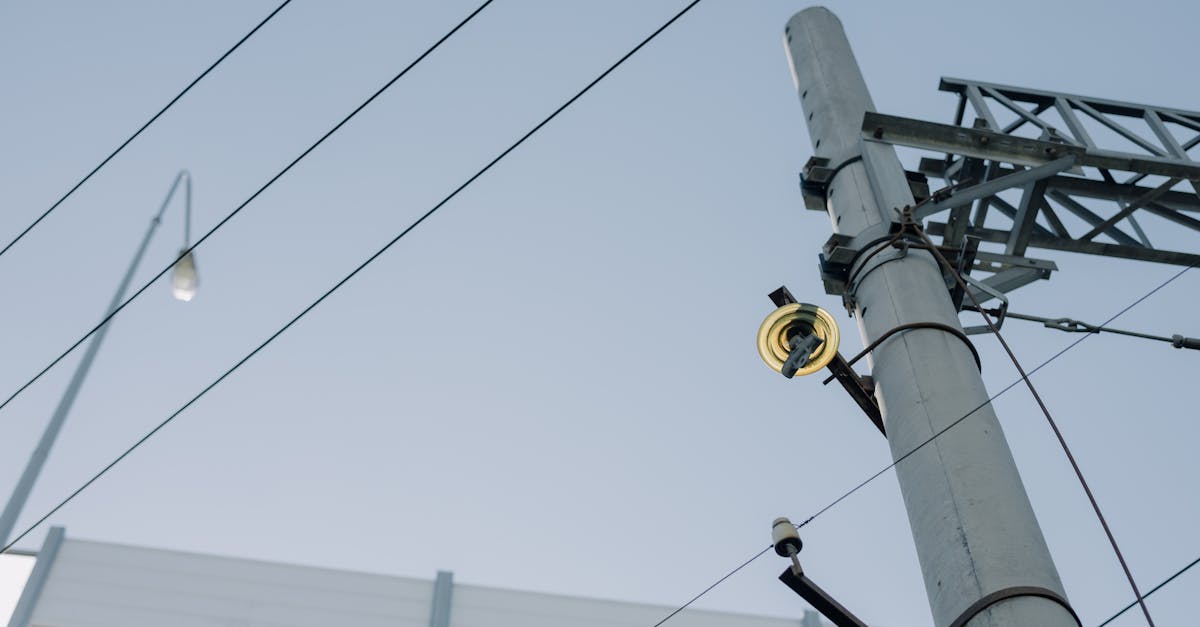 découvrez tout sur l'électrification : processus, avantages, innovations et impact sur l'environnement.