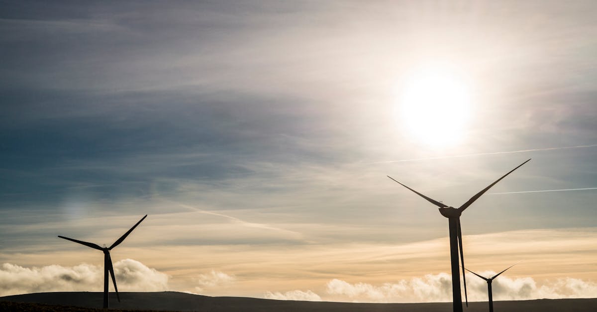 découvrez les avantages des énergies renouvelables, sources durables et respectueuses de l'environnement pour un avenir énergétique propre et responsable.