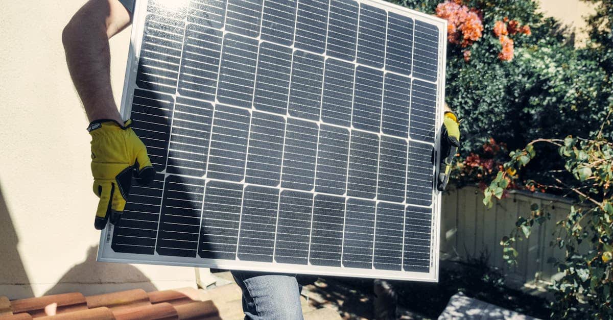 découvrez comment financer des projets d'énergie solaire grâce au crowdfunding et soutenez la transition écologique en investissant dans les énergies renouvelables.