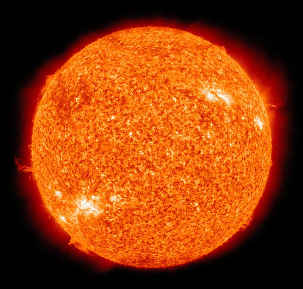 découvrez les records de production solaire et les avancées majeures dans l'énergie photovoltaïque à travers le monde.