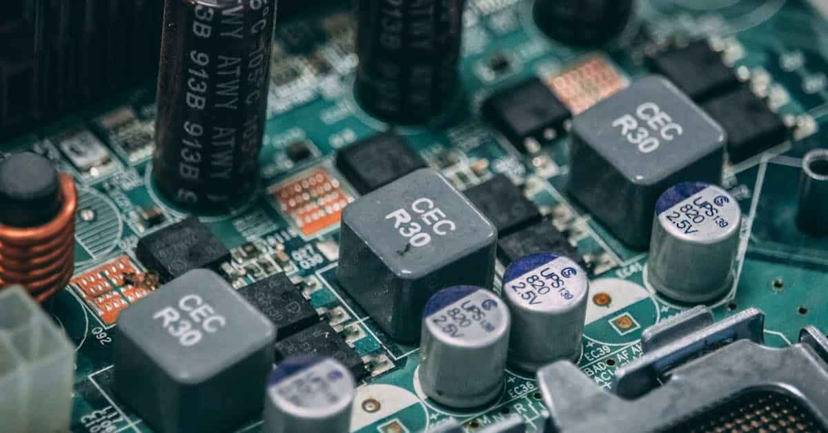 batterie basse tension empilable, idéale pour un stockage d'énergie modulable et efficace dans divers appareils et applications.