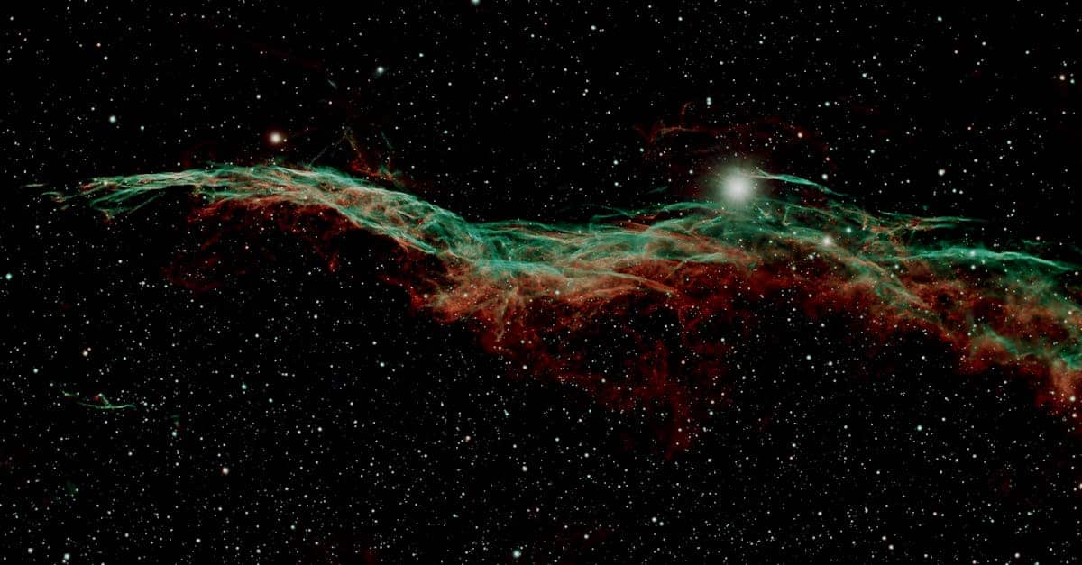 découvrez tout sur les supernovae, ces explosions stellaires spectaculaires qui marquent la fin de vie des étoiles et éclairent l'univers.