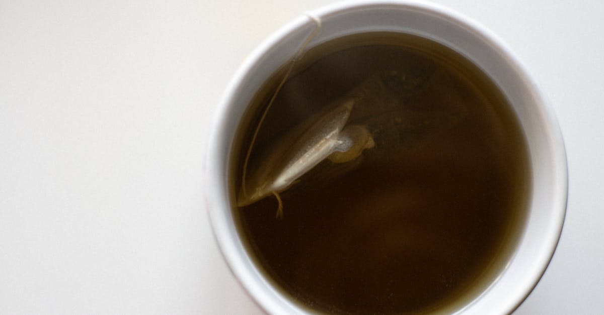 découvrez comment réutiliser vos sachets de thé pour profiter pleinement de leurs saveurs tout en adoptant une démarche écologique et économique.