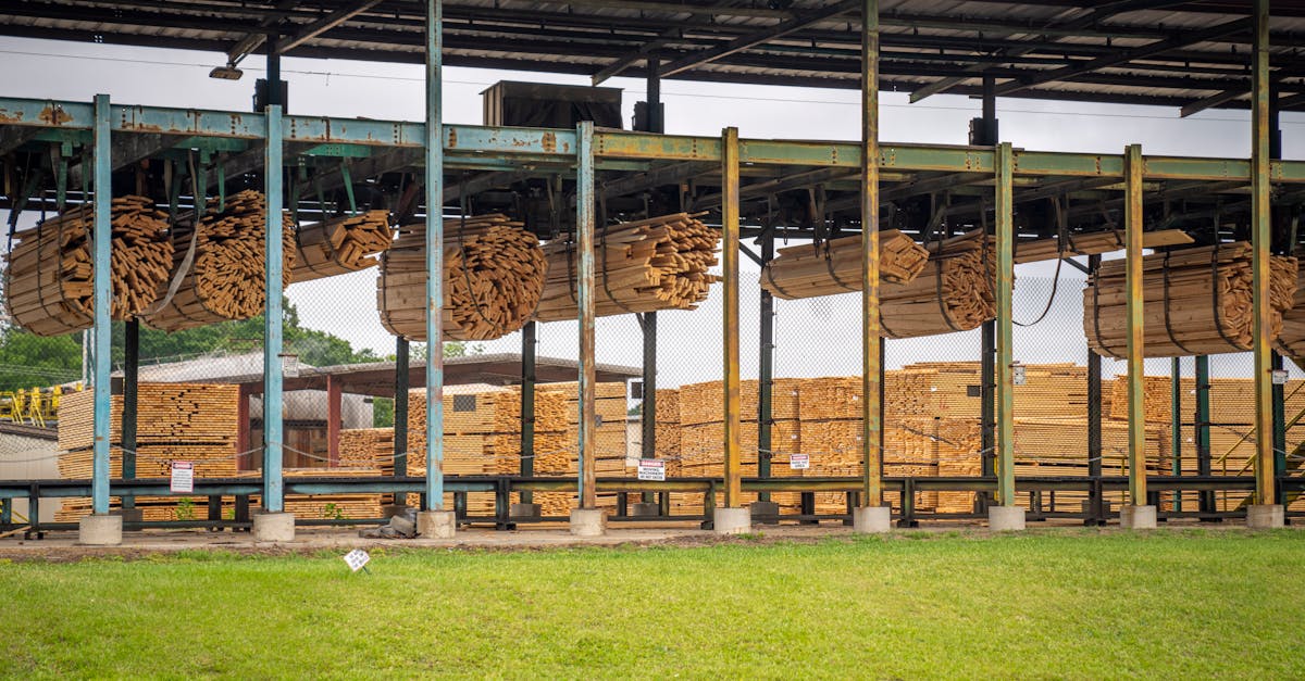 découvrez les risques liés au stockage des granulés de bois et comment les prévenir pour assurer la sécurité de vos installations.