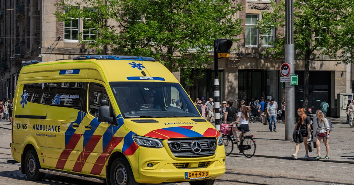 découvrez l'ambulance électrique, une solution innovante et écologique pour les services d'urgence, alliant performance et respect de l'environnement.