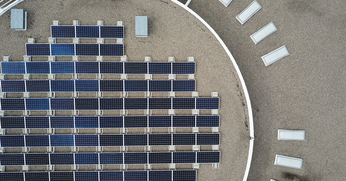 découvrez nos panneaux photovoltaïques performants pour une énergie solaire efficace et durable, adaptée à tous vos besoins en rénovation ou construction.