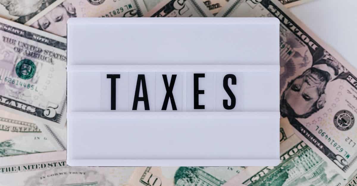 découvrez tout ce que vous devez savoir sur les taxes : types, calculs, déclarations et conseils pour optimiser votre fiscalité.