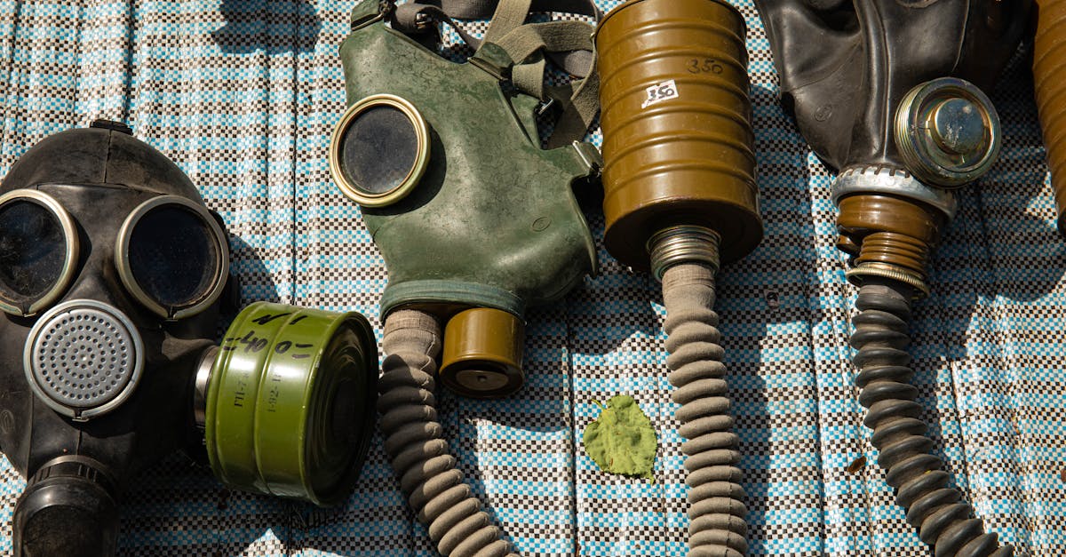 découvrez les dangers des gaz toxiques, leurs effets sur la santé et les mesures de sécurité essentielles pour se protéger.