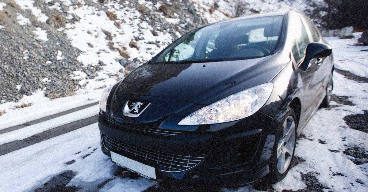 découvrez les offres de leasing avantageuses pour la peugeot e-308, alliant élégance, performance électrique et flexibilité de financement.