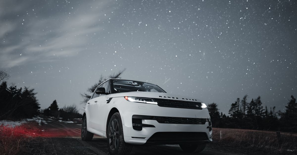 découvrez le range rover gt, alliant performance sportive et luxe raffiné, pour une expérience de conduite exceptionnelle.