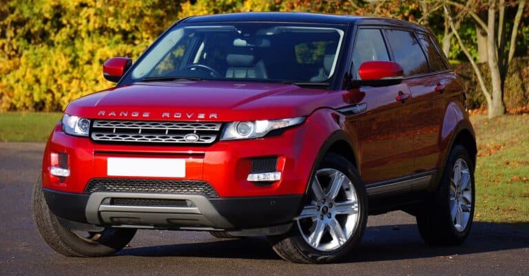 découvrez le range rover gt, l'alliance parfaite entre luxe, performance et innovation pour une expérience de conduite exceptionnelle.