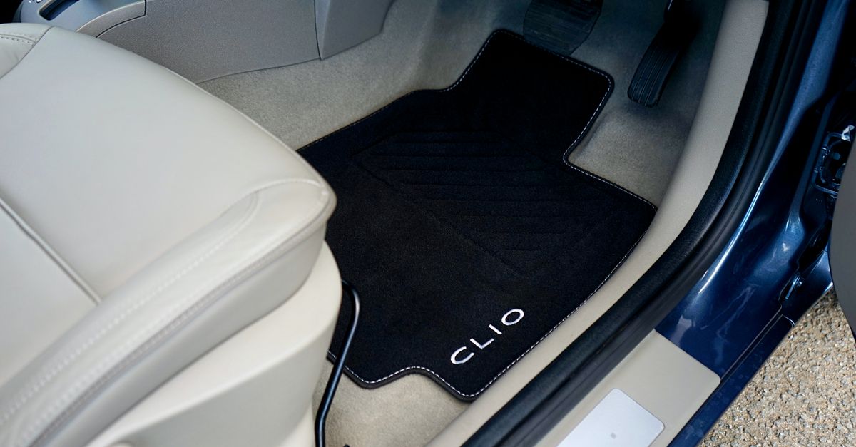 découvrez la renault mégane e-tech, la voiture électrique alliant design moderne, performance et technologie de pointe pour une conduite durable et innovante.