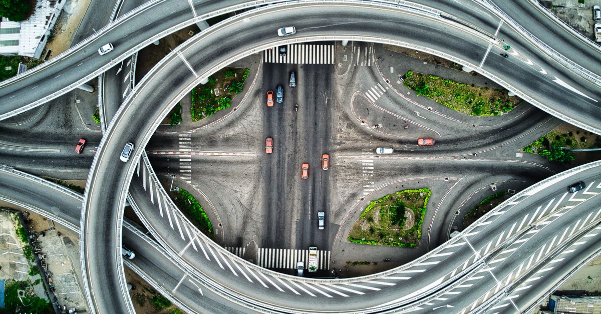 découvrez les technologies de conduite autonome qui révolutionnent la mobilité en offrant sécurité, confort et innovation.