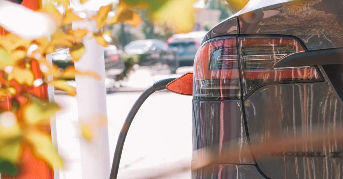 découvrez tout sur les voitures électriques : avantages, technologies, modèles populaires et conseils pour une conduite écologique et économique.