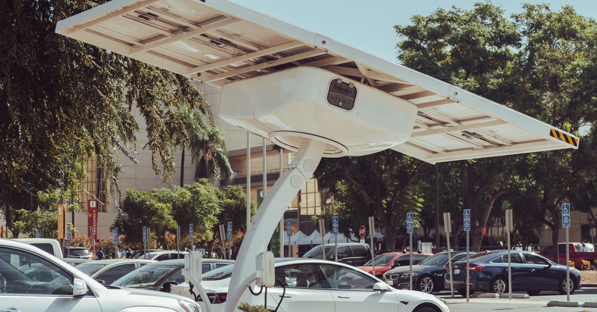 découvrez notre voiture électrique urbaine, compacte et écologique, idéale pour vos déplacements en ville avec autonomie optimale et design moderne.