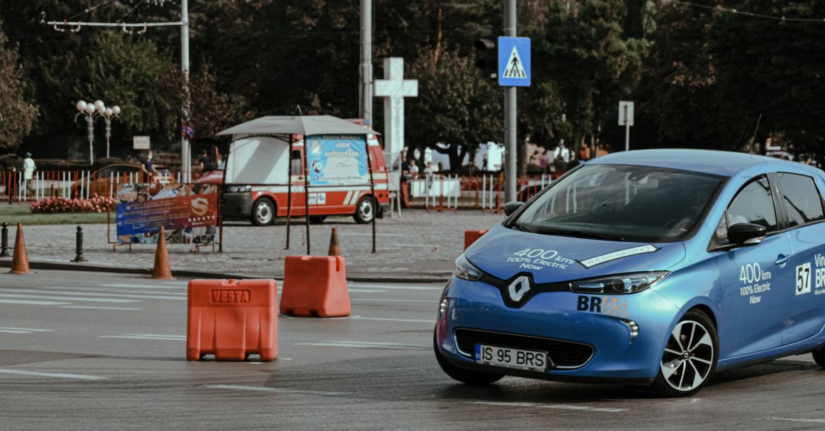 découvrez tout sur les véhicules électriques : avantages, innovations, prix et impact environnemental pour une mobilité durable.